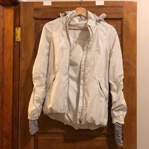 Lululemon lightweight jacket